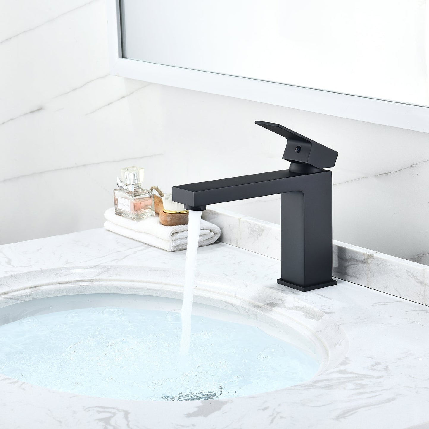 Aalst Single Hole Single Handle Bathroom Faucet