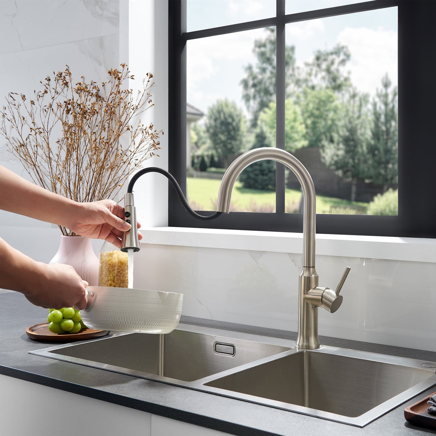 Oribe Single-Handle Kitchen Faucet with Pull Down Sprayer