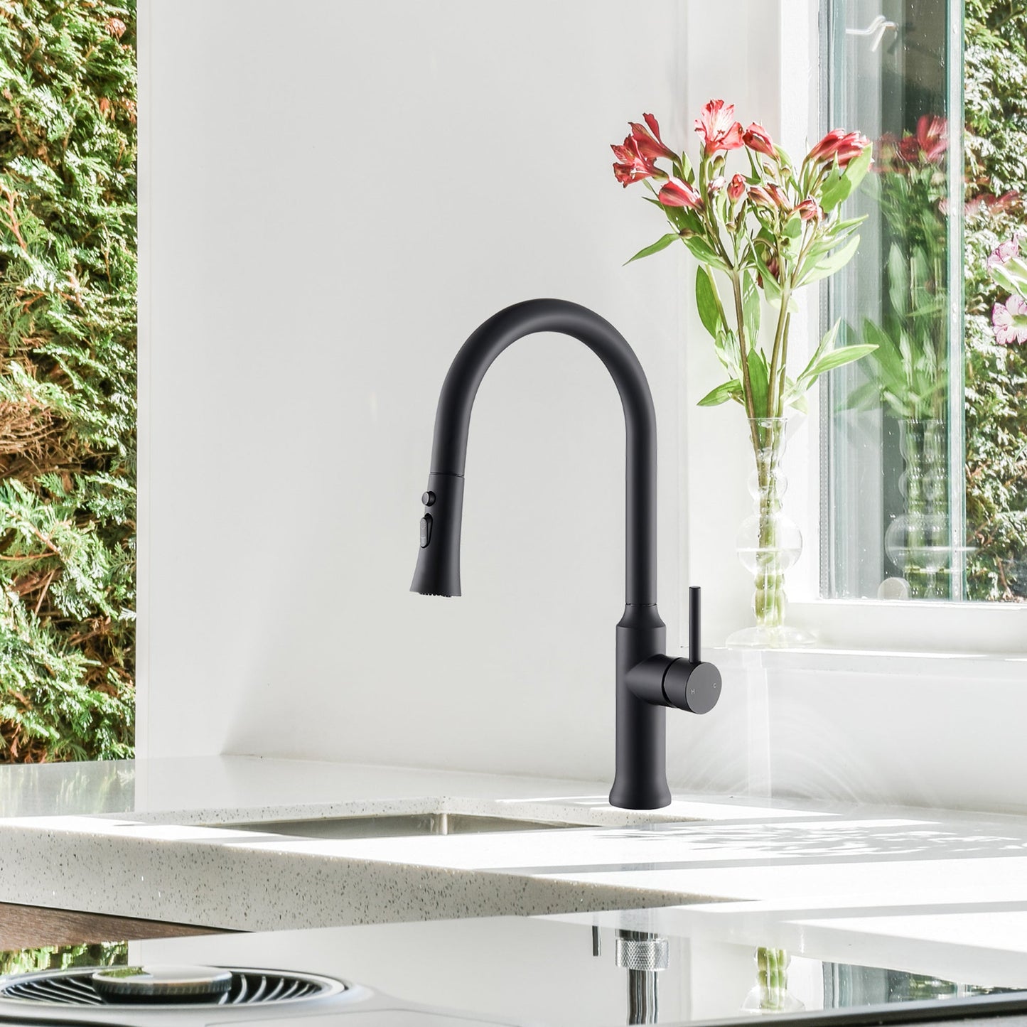 Oribe Single-Handle Kitchen Faucet with Pull Down Sprayer