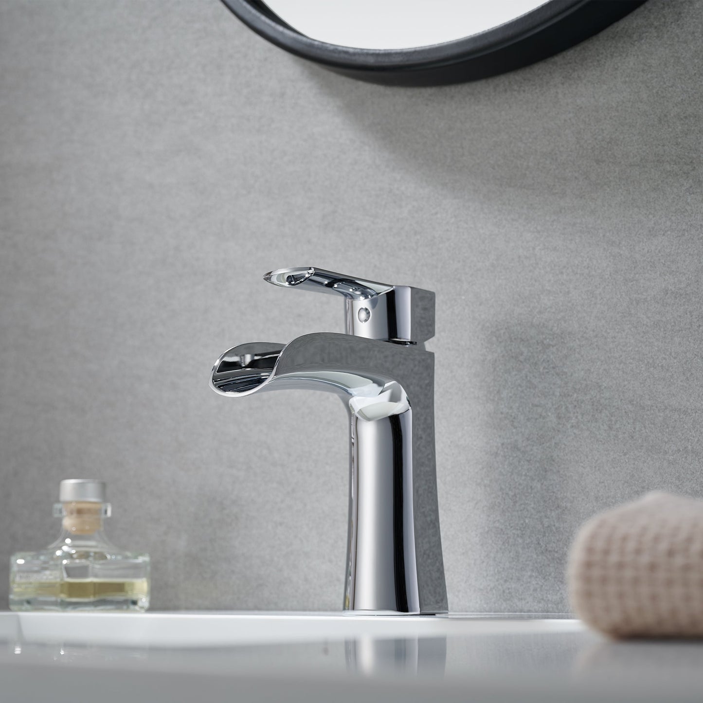 Tatcha Single Hole Single-Handle Waterfall Bathroom Faucet